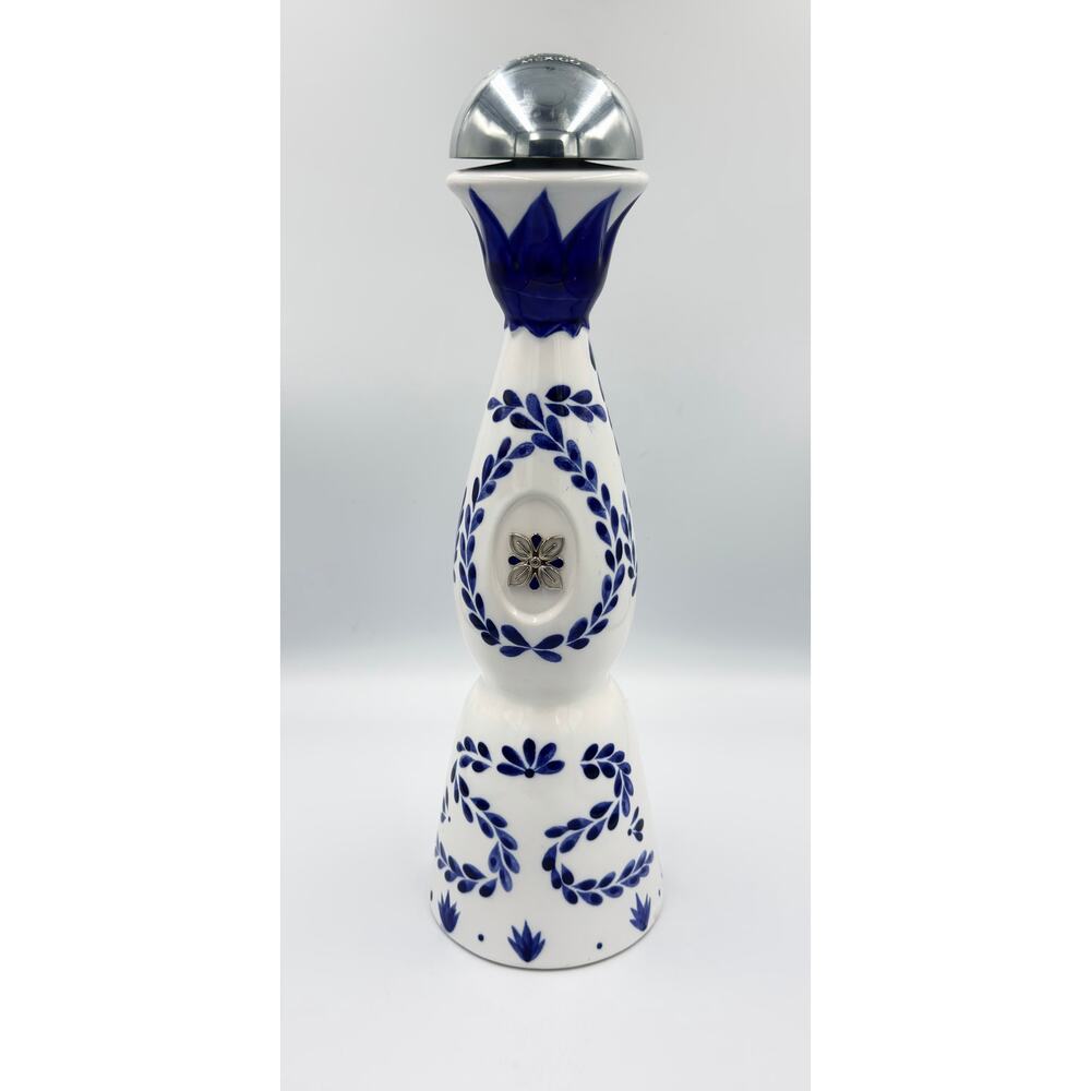 Clase Azul Reposado Art Pottery Hand Painted White & Blue Decor - Empty Bottle